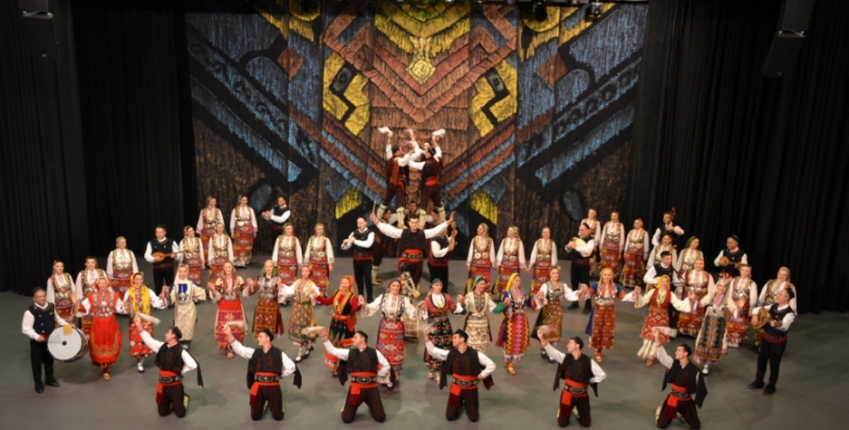 Ансамбъл „Пирин“ ни представя по света