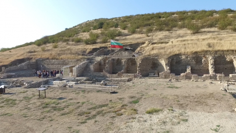 Защо чакат три пъти повече туристи в античния град край Петрич